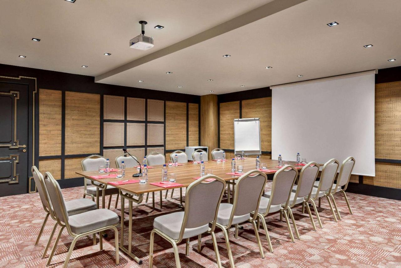 Ramada By Wyndham Erzurum Kültér fotó
